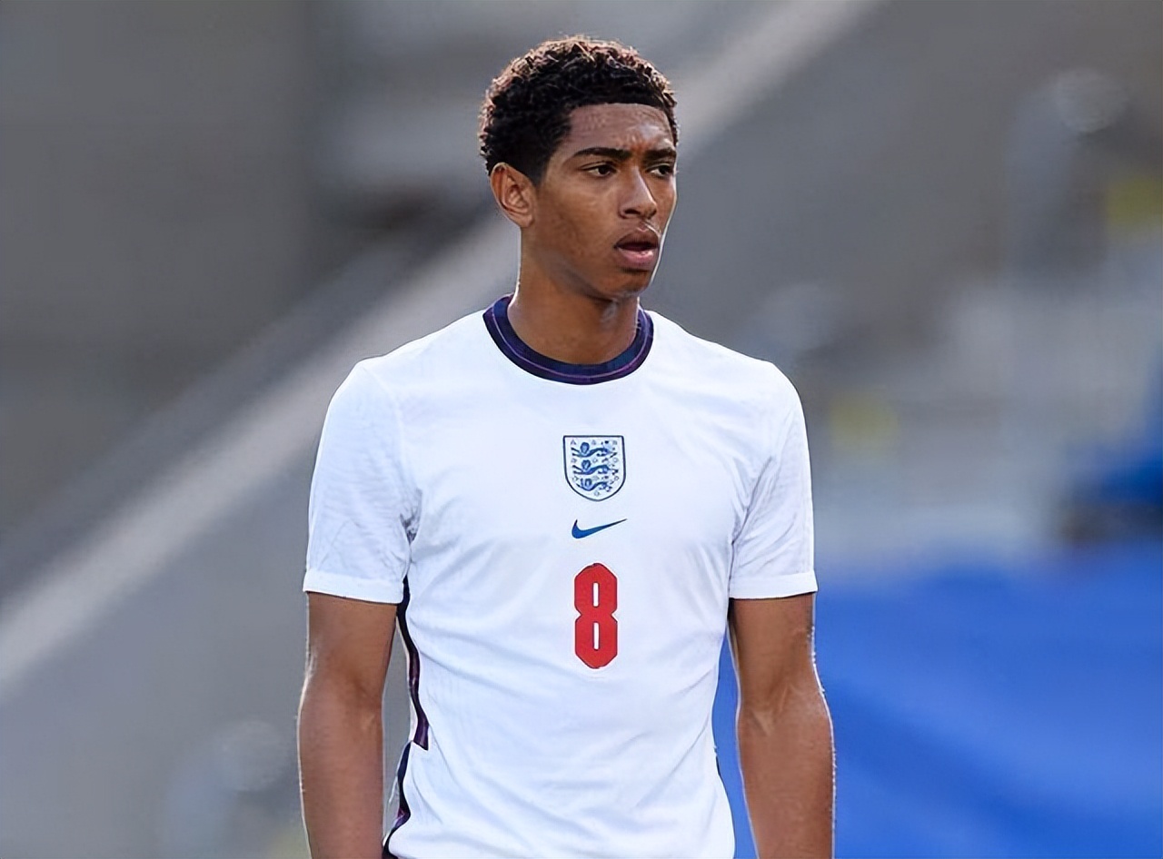 全球《绝地求生》开发商新作明年1月停运 曾用名《至暗时刻》手游