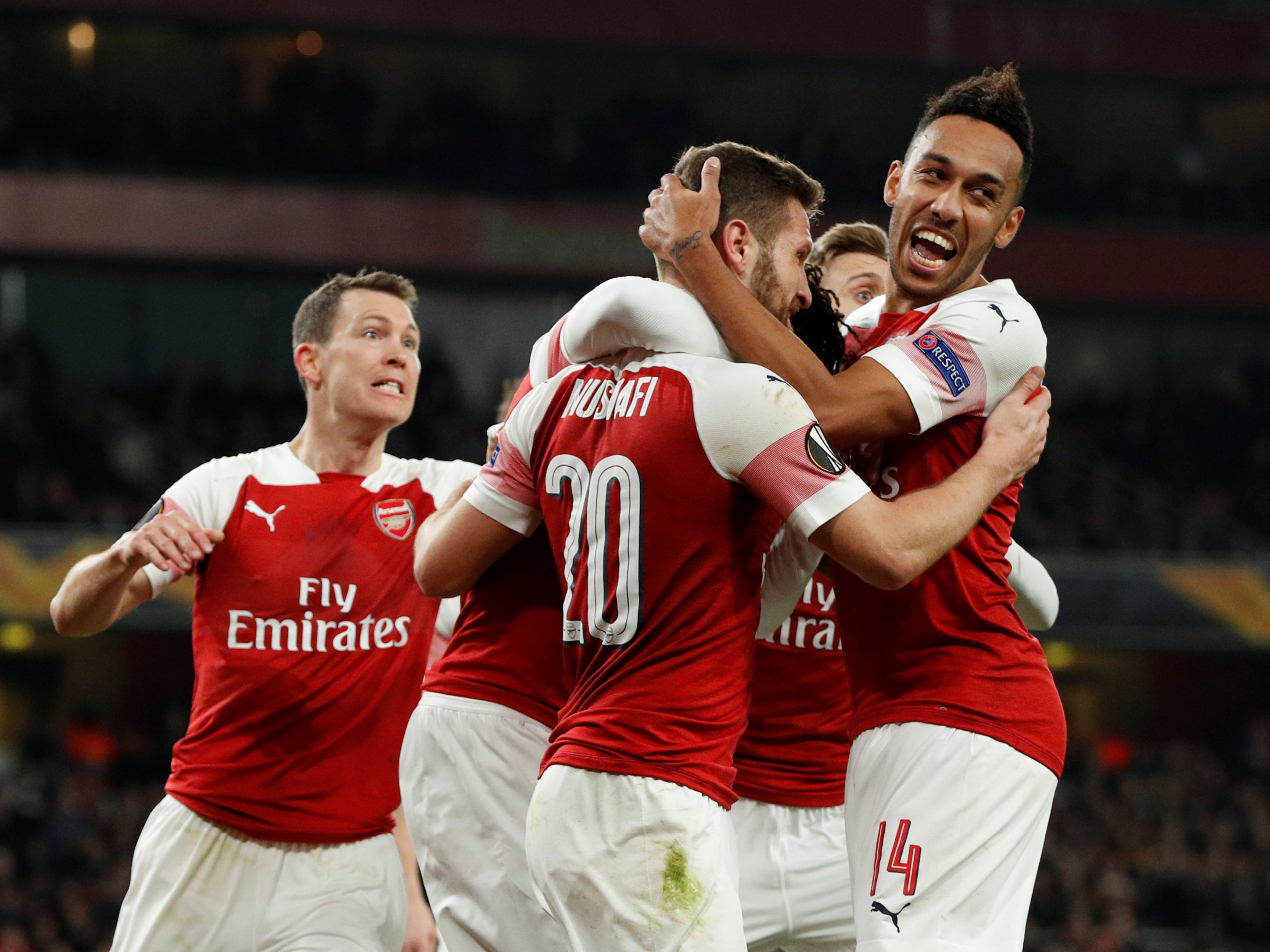 希然和icon参加拳头活动《斗魂之夜》：类似运动真人秀,暂列第一名