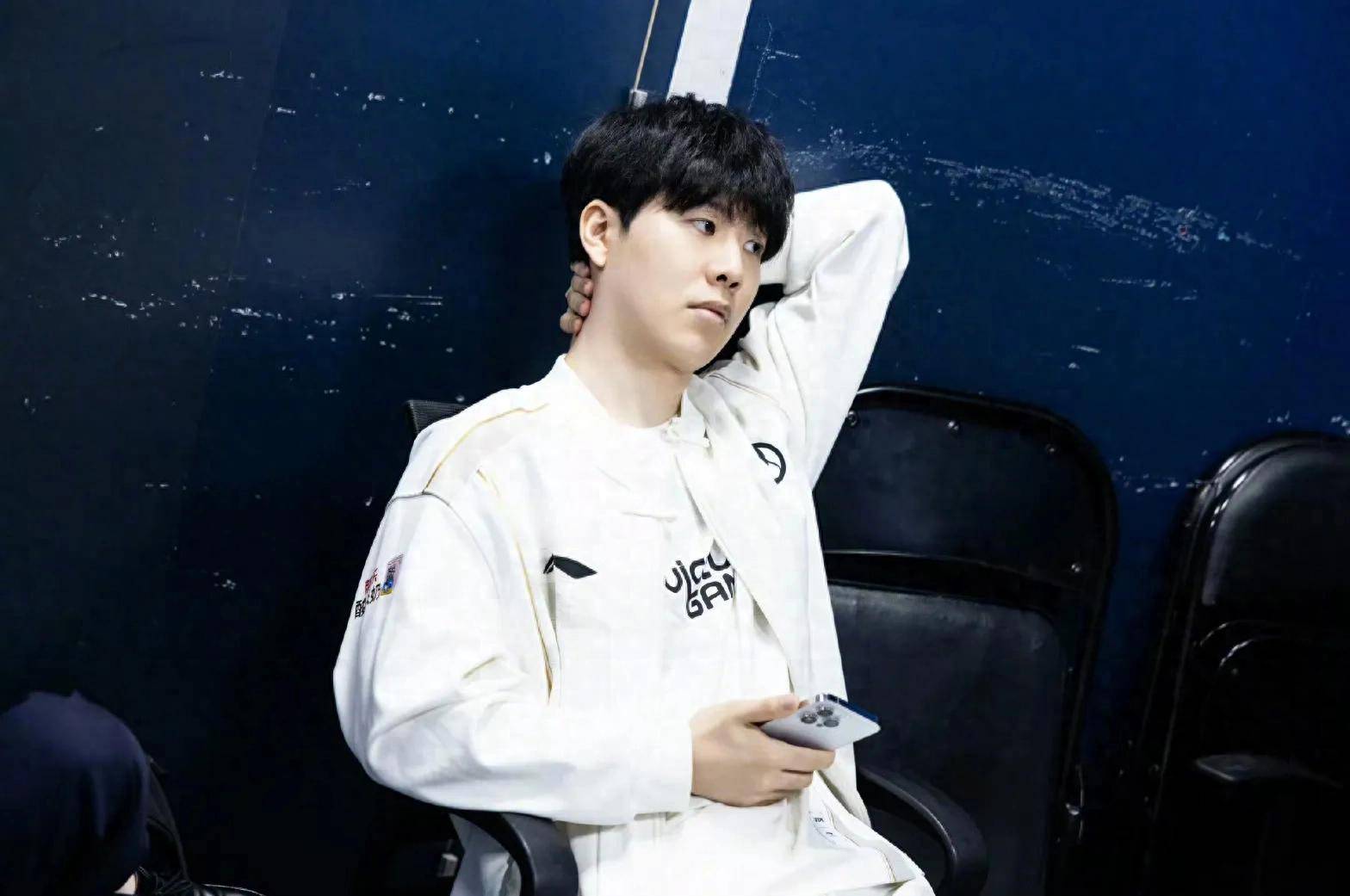 LNG群访 Scout：安妮的话好配打野 也比较好帮队友