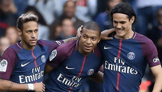 官方分享《 Arcane 2》上海首映活动照：演员万茜 +一众声优登台